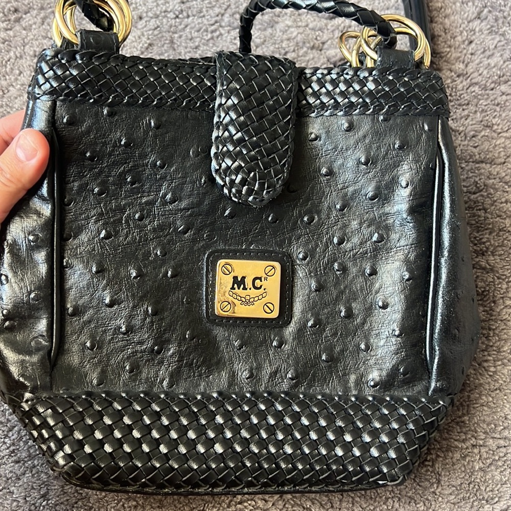Black Purse - Picture 2 of 3